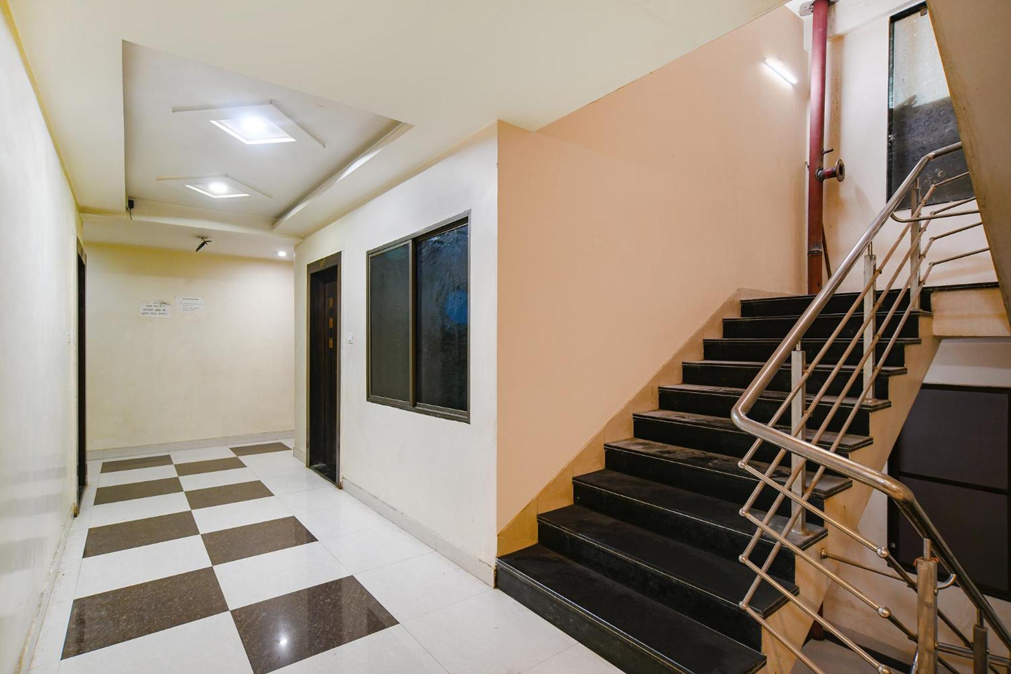 Fabhotel Shivam Palace- Near Mahakal Mandir Удджайн Экстерьер фото